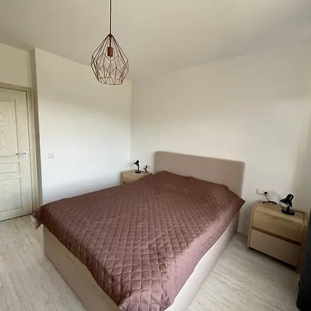 Lily Flat Sunrise - 4 Min To Kavatsi Beach, Appartamento Sozopol