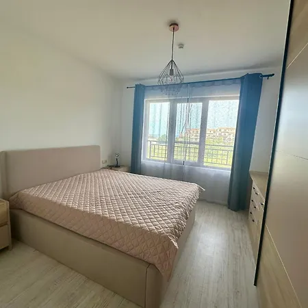 Lily Flat Sunrise - 4 Min To Kavatsi Beach, Апартаменты *
