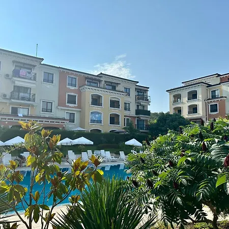 Апартаменты Lily Flat Sunrise - 4 Min To Kavatsi Beach,